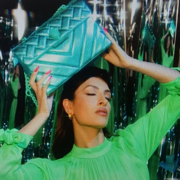 - - Kurt Geiger London Kensington Quilted Leather Shoulder Bag - Picture 11 of 14